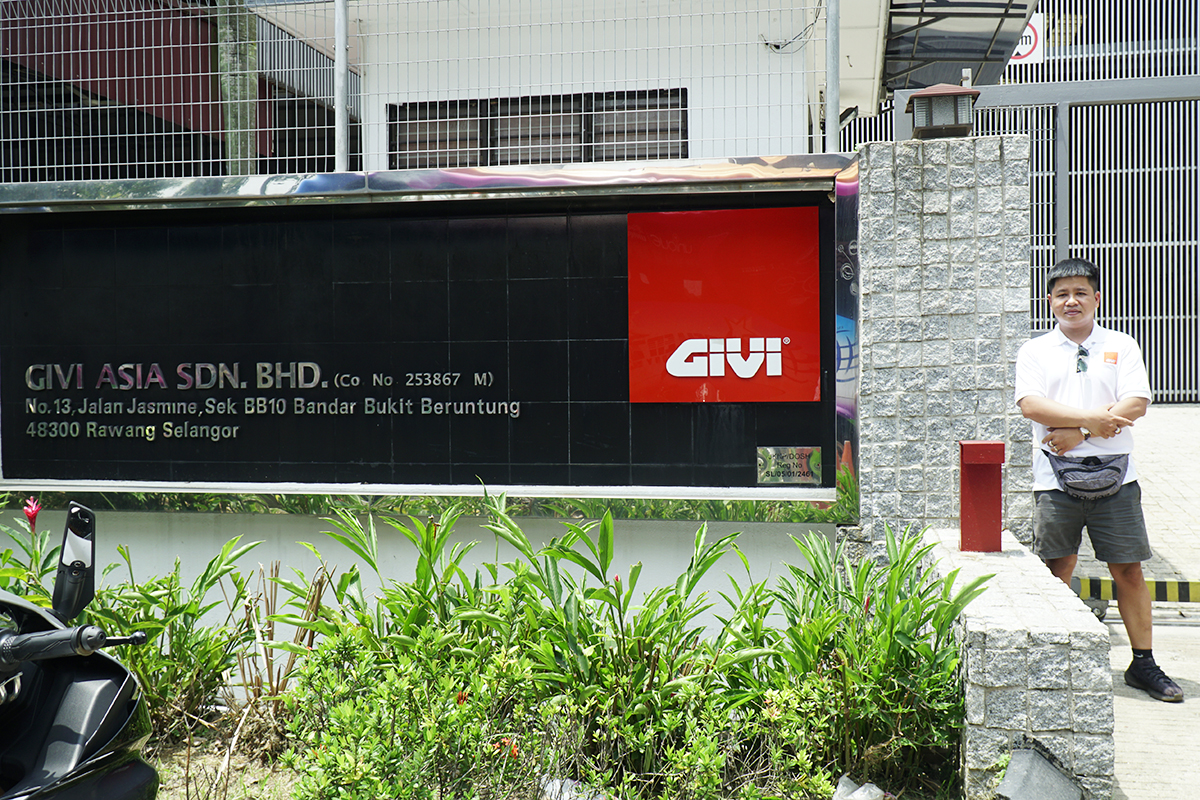 Bố Già đến thăm quan nhà máy Givi Asia tại Malaysia 2024