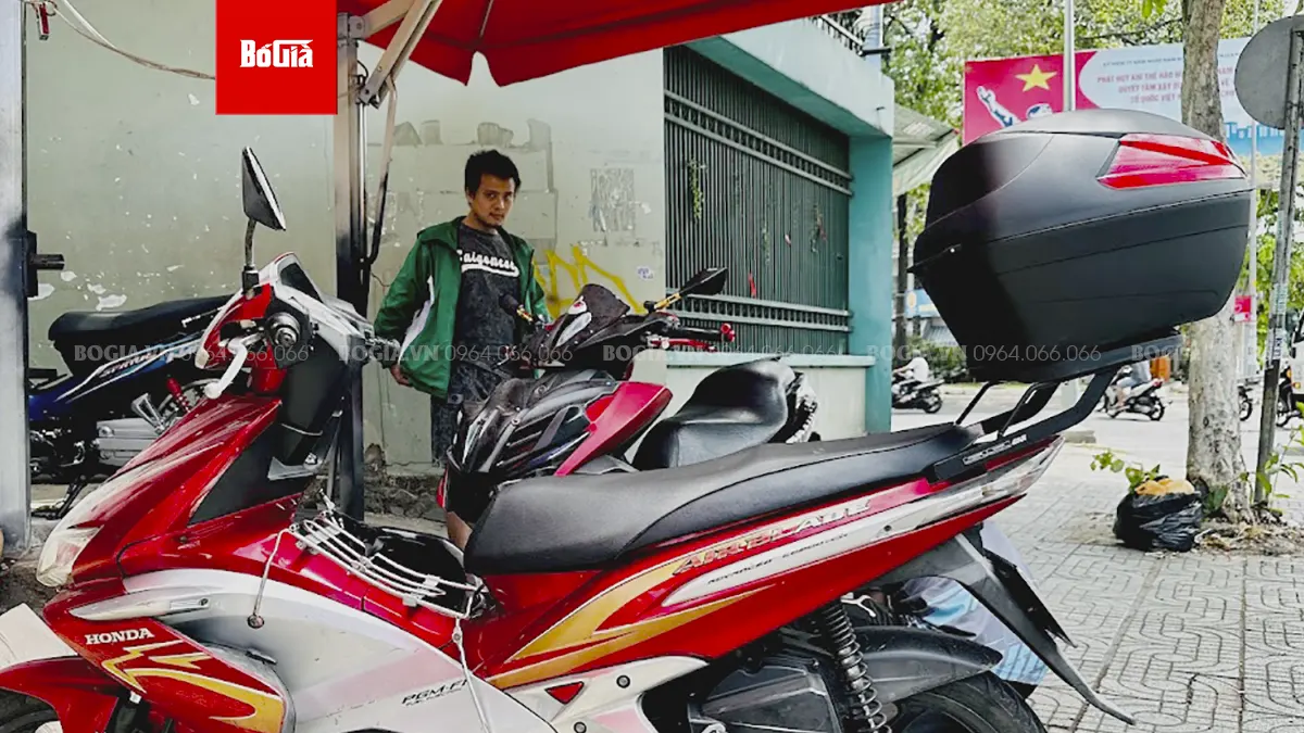 Những tiện ích khi gắn thùng sau Givi cho xe Air Blade 110