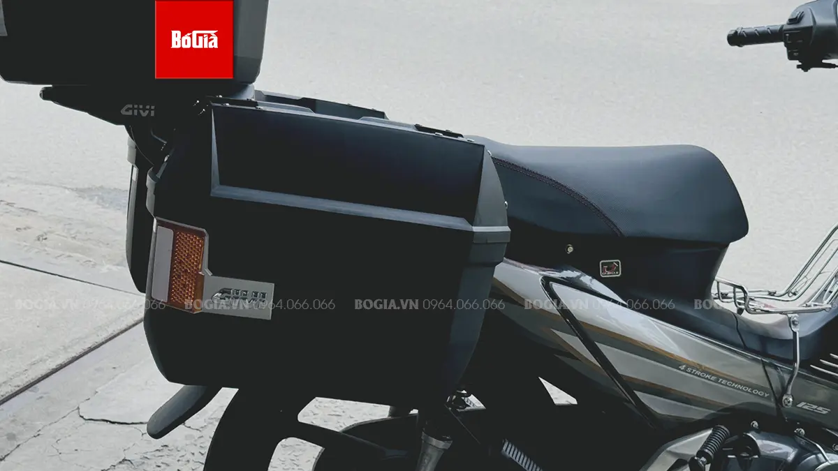 E23N-S: Mẫu thùng hông Givi cho xe Future Neo được khách hàng lựa chọn tại Bogia.vn