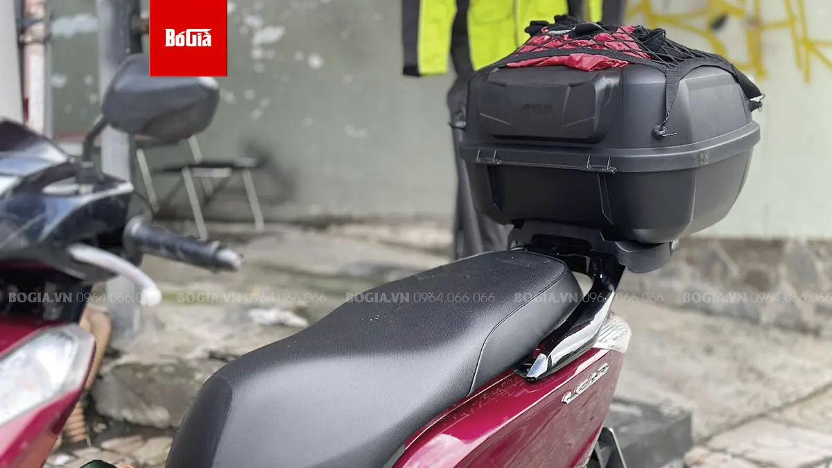 Chọn thùng sau Givi cho xe Lead 125