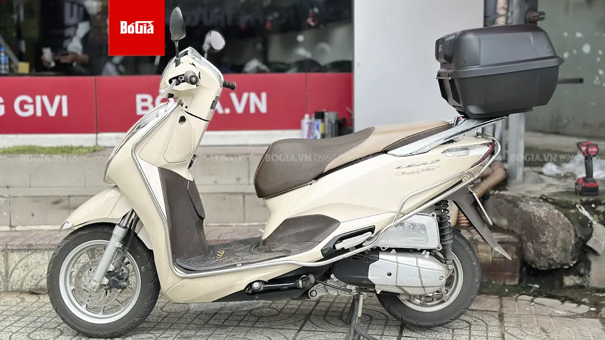 Quy trình lắp đặt thùng sau Givi cho xe Lead 125