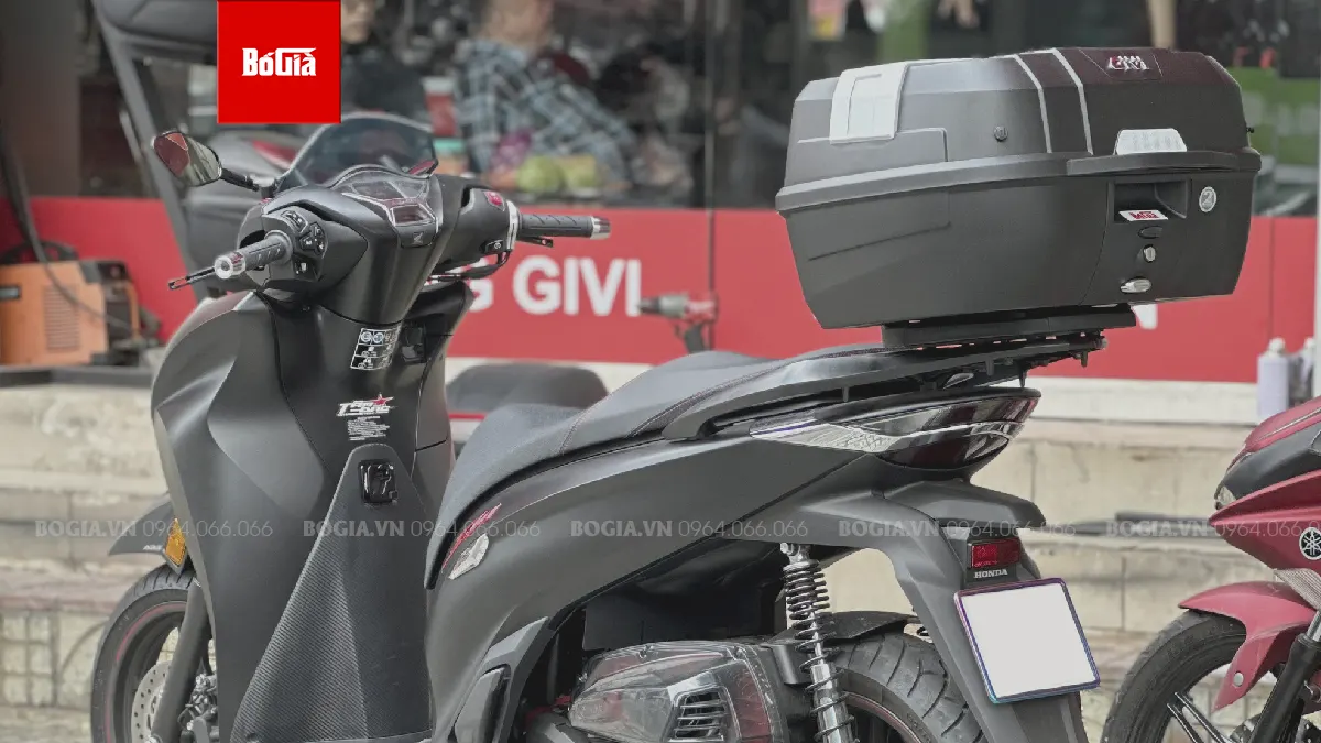 Cách lắp đặt thùng sau Givi cho xe SH 350i chuẩn zin