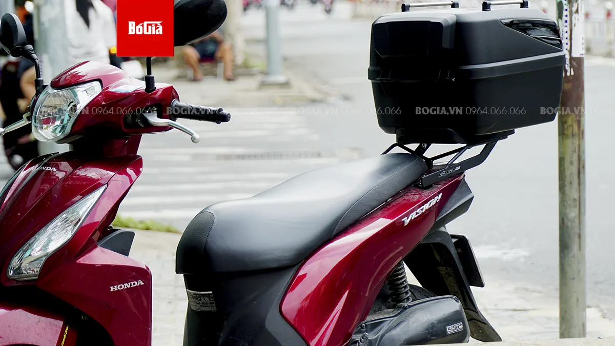 Giá thùng sau Givi cho xe Vision bao nhiêu