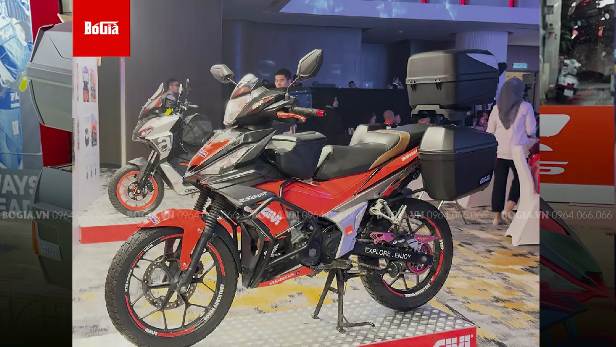 Thùng hông Givi cho xe Winner 150 chính hãng
