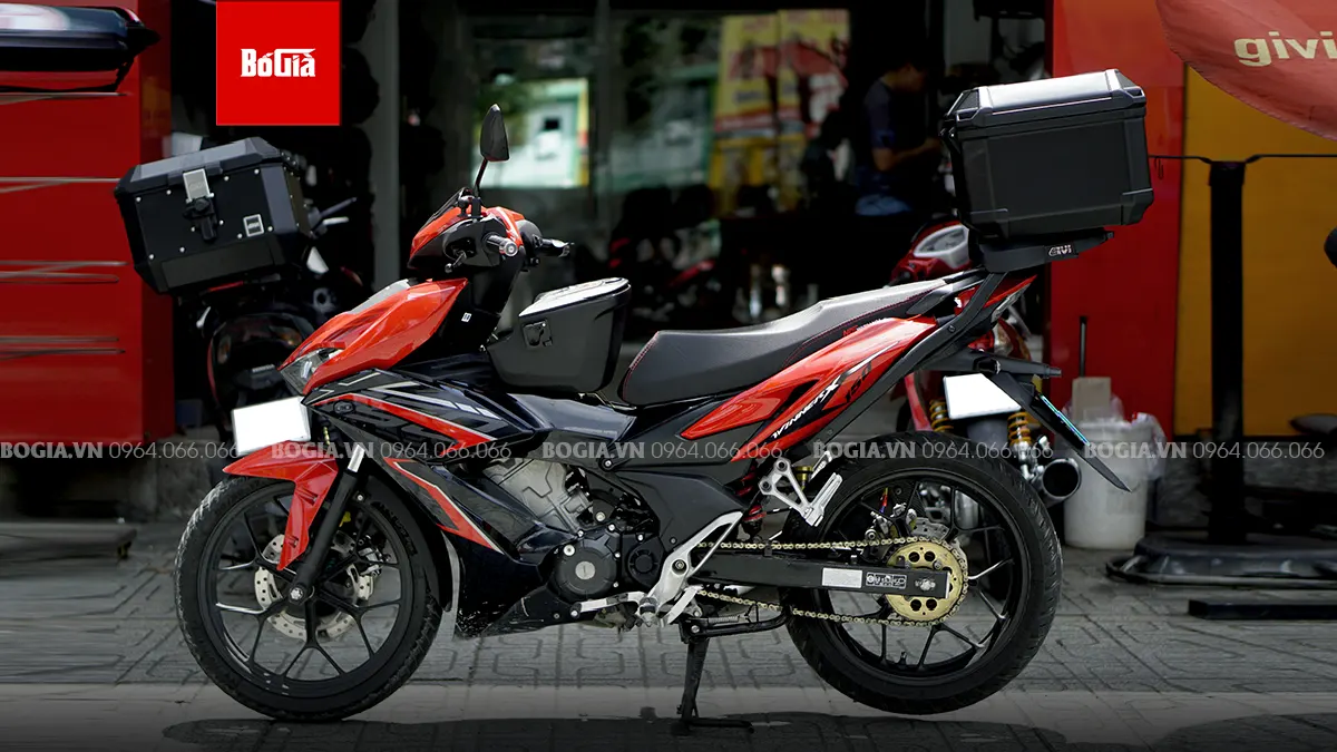 Baga Givi ZR Winner X - Giải pháp gắn thùng sau xe máy tốt nhất