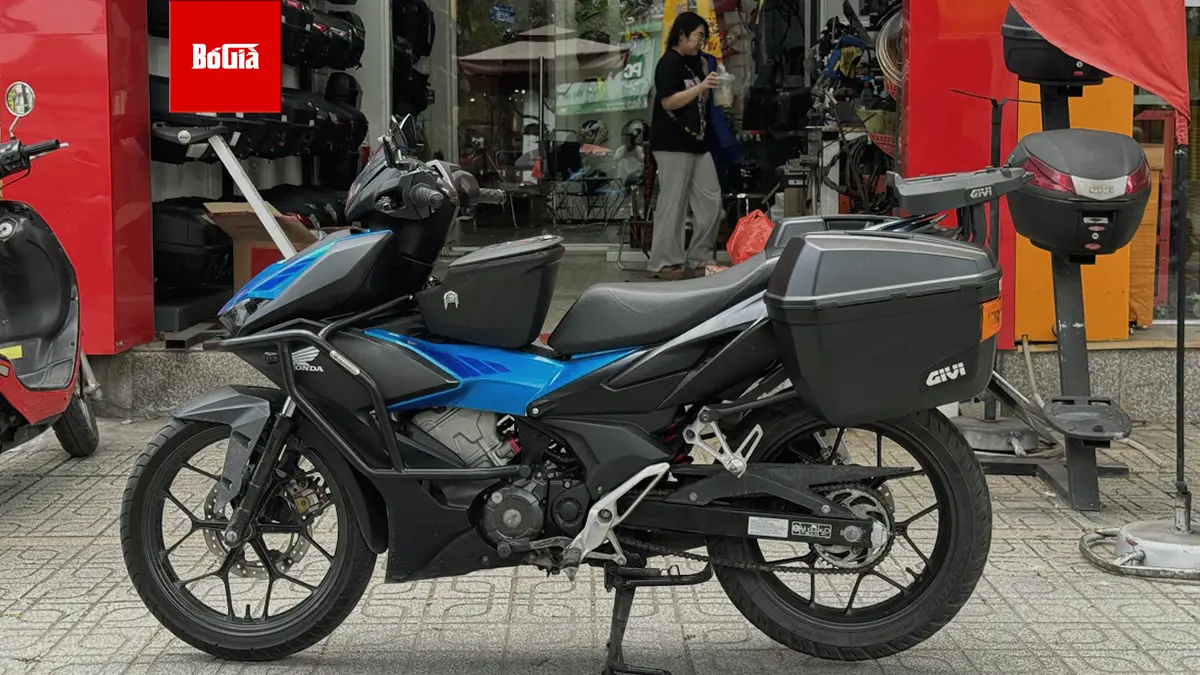 Chọn thùng hông Givi cho xe Winner X chính hãng