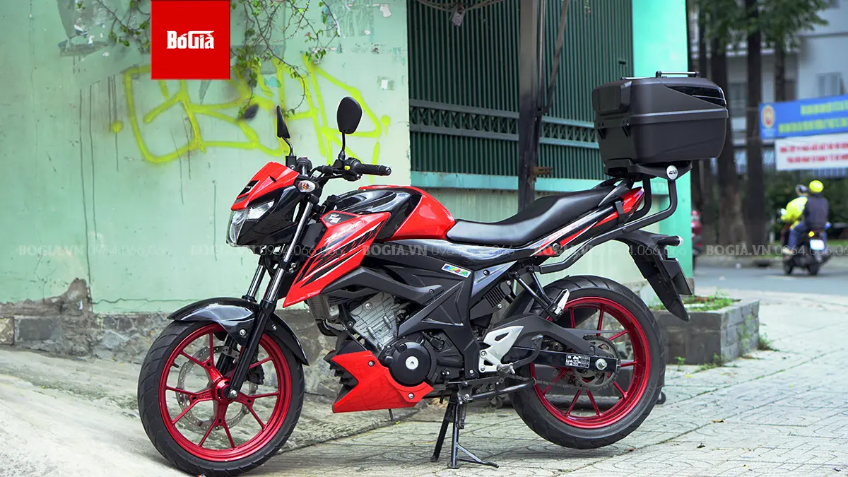 Thùng sau Givi cho xe GSX150 Bandit