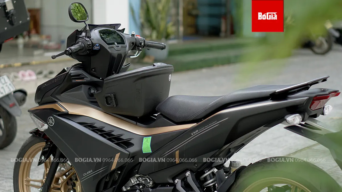 Điểm nổi bật của thùng giữa Exciter 155 Tcs