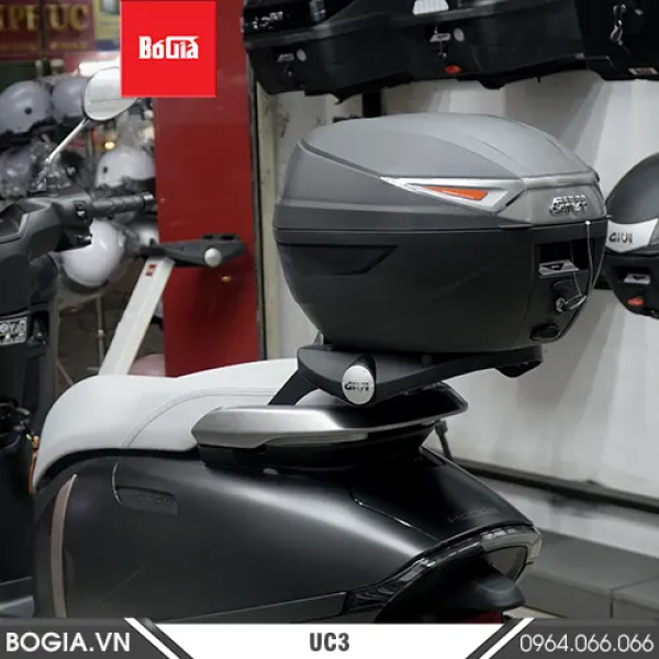 Thùng sau Givi cho xe UC3